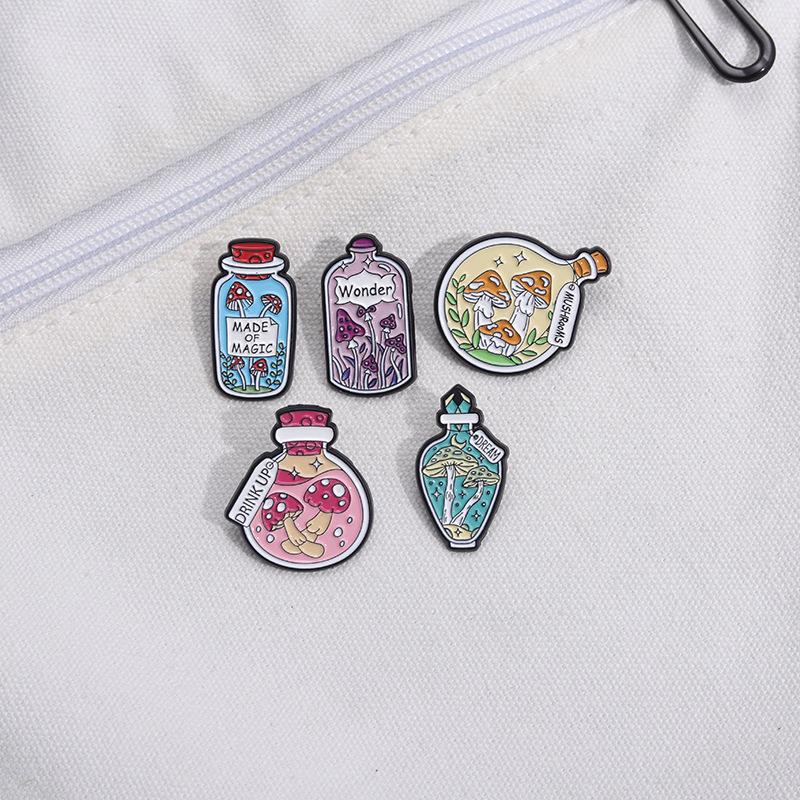 Милые броши с животными и растениями в бутылке, забавные значки с лягушкой, кошкой, рыбой, грибом, для сумок, одежды, лацканов, ювелирные изделия, подарки для друзей