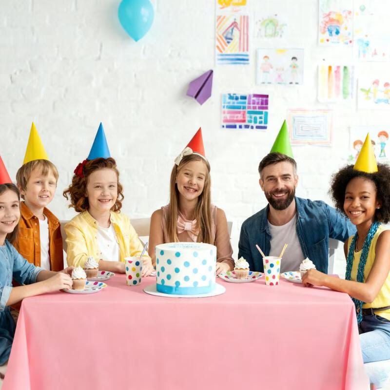 Lantua Disposable Plastic Roll Tablecloth