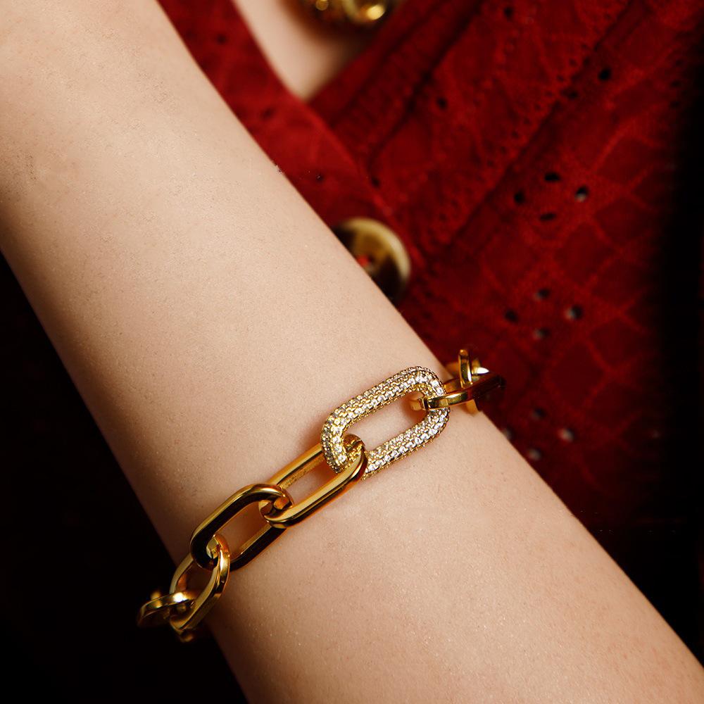 Преувеличенное массивное колье-цепочка: Короткая металлическая цепочка на ключицу для женщин, украшенная стразами