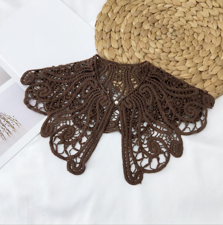 Vintage Shawl O-Neck Doll Fake Collar Shirt Women Hollow Crochet Lace False Collar Detachable Woman Half Shirt Faux Col