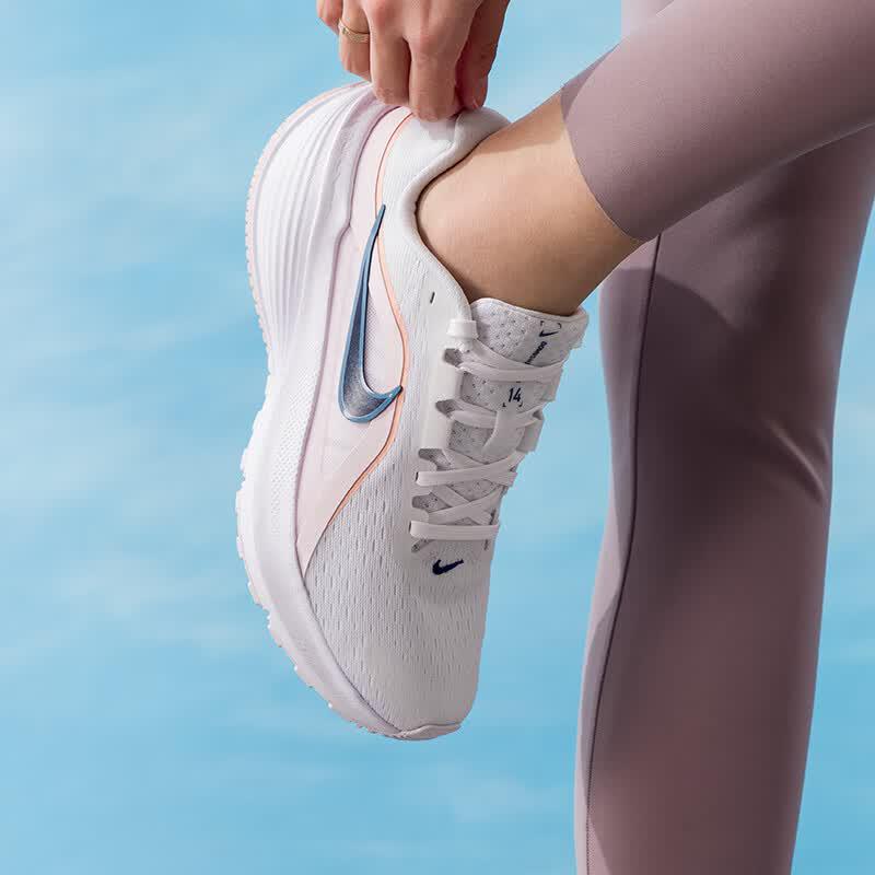 Nike Women's IB1899-104 All-Season Running Shoes