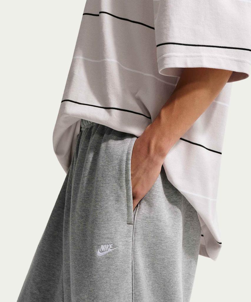 NIKE Sportswear Club Oversized French Terry Pants M - Dark Grey Heather:Light Smoke Grey:White / If0722-063
