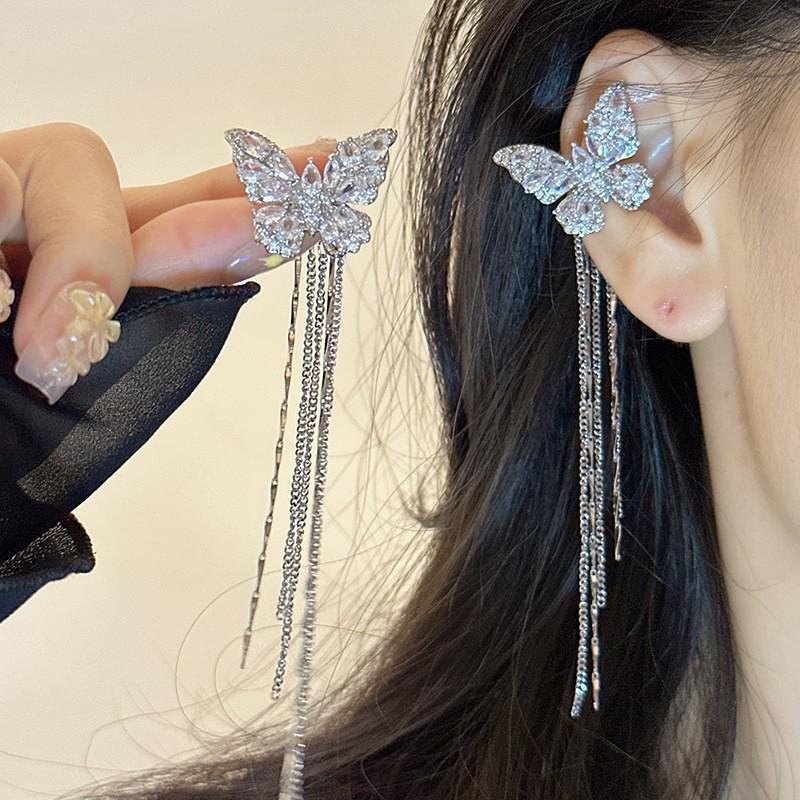 Long Butterfly Tassel Ear Clips for Non-Pierced Ears: High-End, Niche Design, Autumn/Winter Women's Earrings.