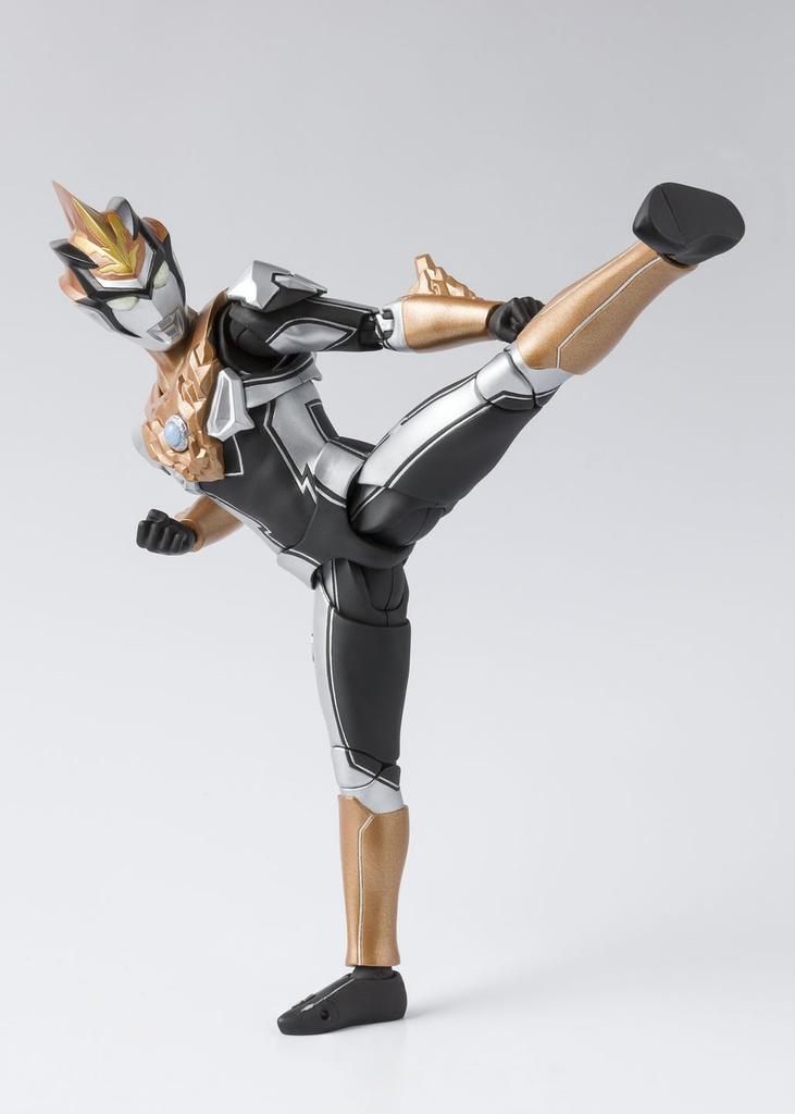 TAMASHII NATIONS Ультрамен Ультрамен Блю Гранд примерно 150 мм окрашенная подвижная фигурка S.H.Figuarts R/B (Любэ) АБС и ПВХ