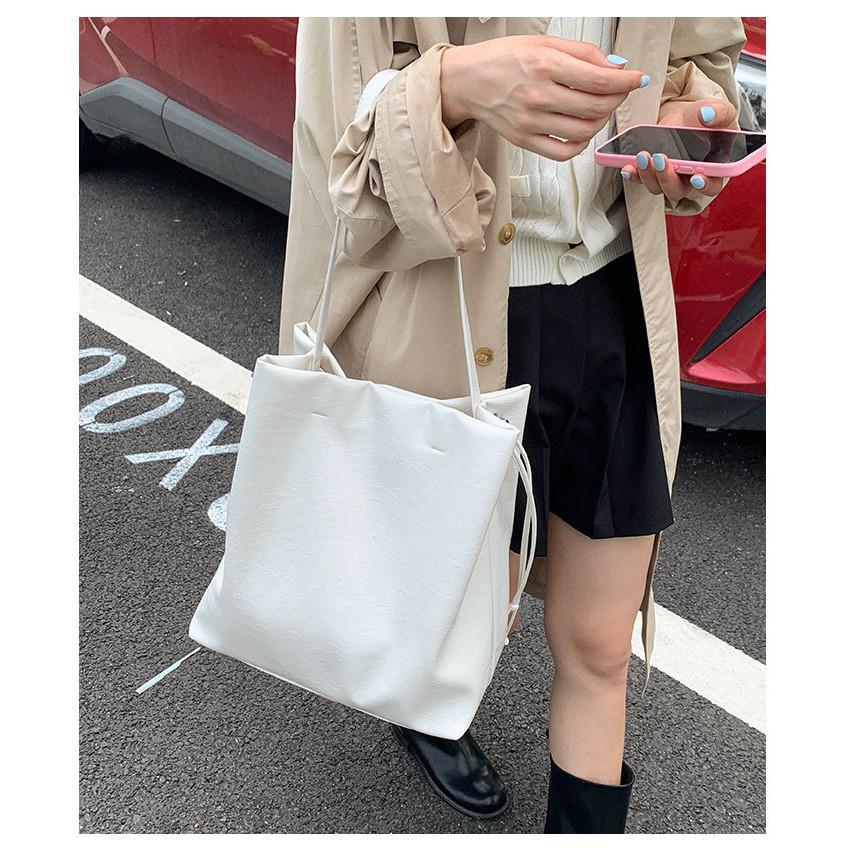 IELGY Ladies Tote Bag Retro Large Capacity All-Match Simple One-Shoulder Commuter Underarm