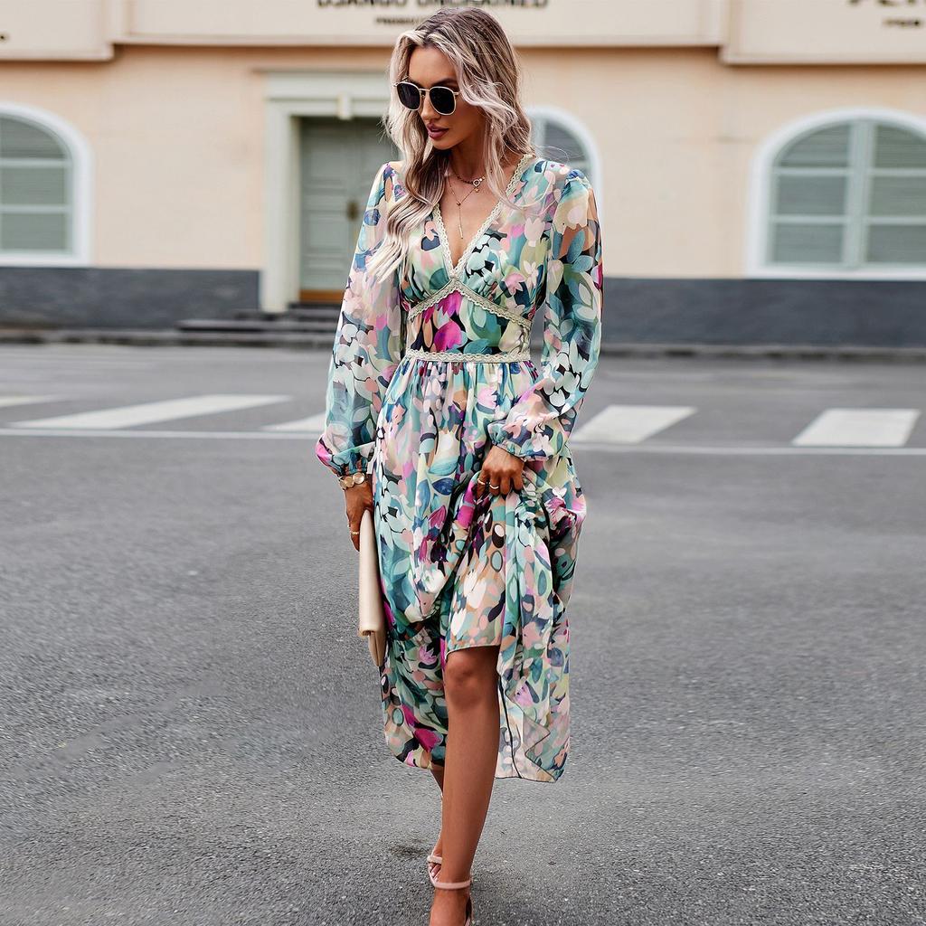 Women's Autumn Vacation Casual Printed V-neck Long-sleeved Dress