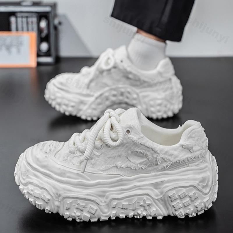 Модные нишевые джинсовые лоскутные дышащие повседневные мужские туфли 2025 весенний тренд моды обувь на толстой подошве удобные массивные кроссовки