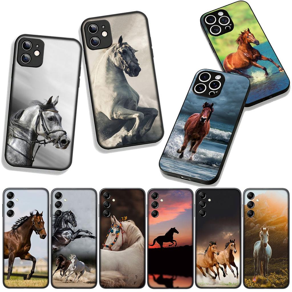 Cover Running Wild Horse Black for Motorola Moto G04 G13 G14 G22 G23 G20 G32 G34 G35 G64 G82 G84 G53 G60 G72 E14 E15 E13 Case