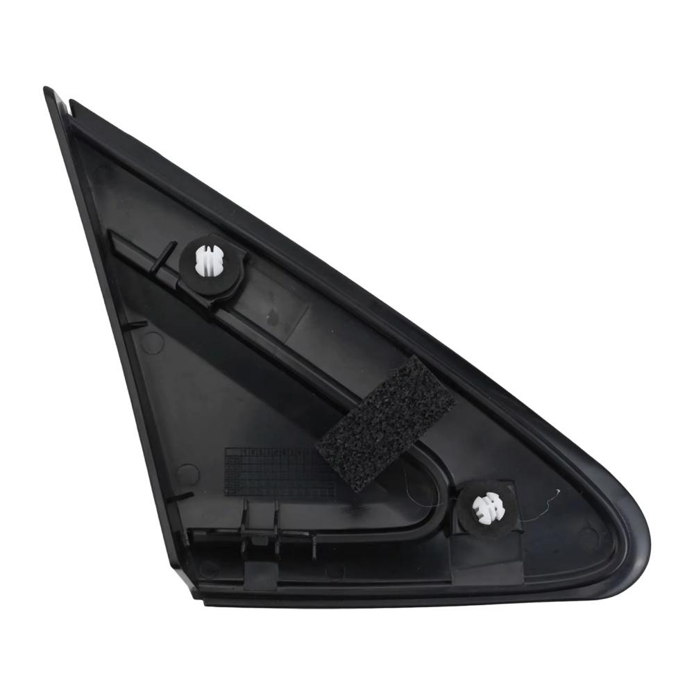 Накладка-треугольник на угол левого переднего зеркала для Mitsubishi Eclipse Cross 18-21