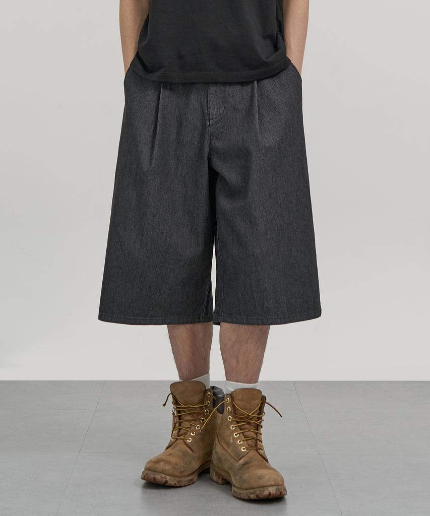 EXCONTAINER Low Fade Bermuda Denim Pants (Washed Black)
