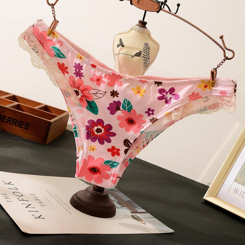 Женские шелковистые трусики-треугольники Diaochan - Цветочное кружево, Без следов от трусиков
