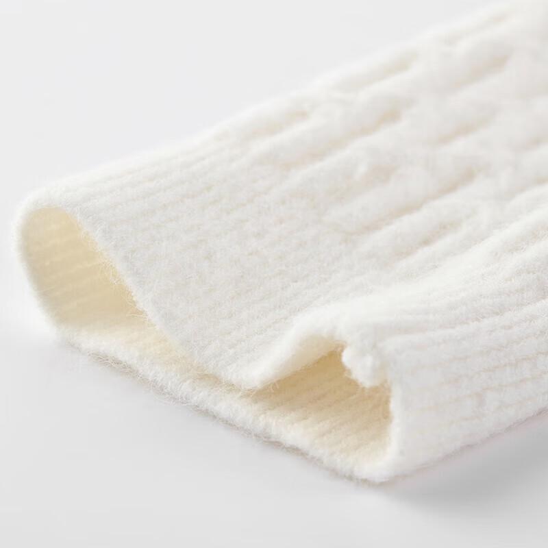 Women's Relaxed Fit Round Neck Winter Sweater