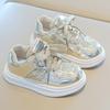 Детская спортивная обувь 2025 весна и осень новая обувь для девочек повседневная обувь с пайетками корейская версия обувь для мальчиков на доске мягкая подошва детская обувь одинарная