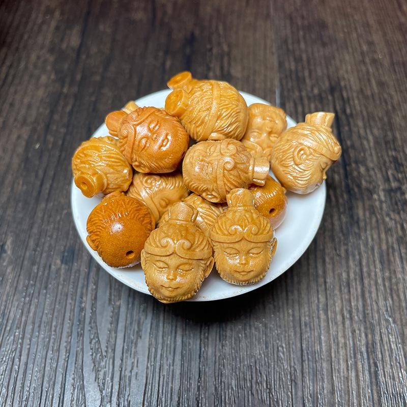 Xinshan Carved Sandalwood Beads and Phone Pendant Accessories