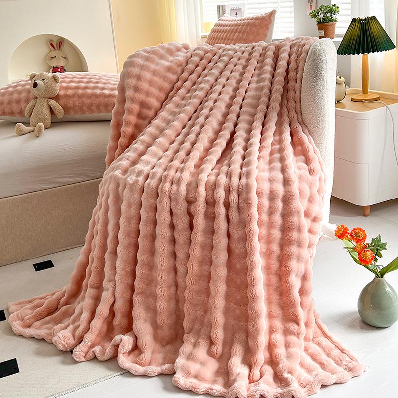 White Luxury Imitation Fur Plush Blanket Warm Super Soft Blankets Bed Sofa Cover Fluffy Throw Blanket for Bedroom Couch Travel