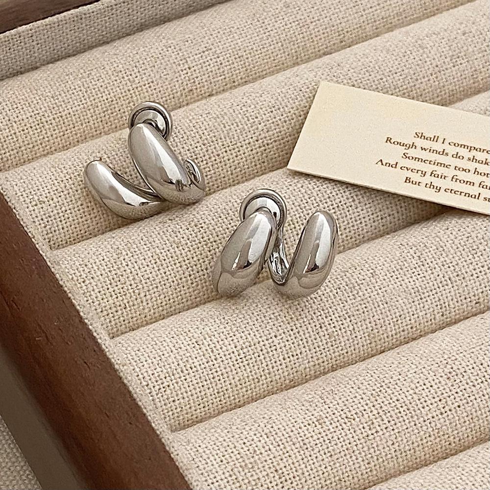 Женские ретро серьги-пусеты в нерегулярную полоску - Преувеличенный европейский и американский уличный стиль высокого класса