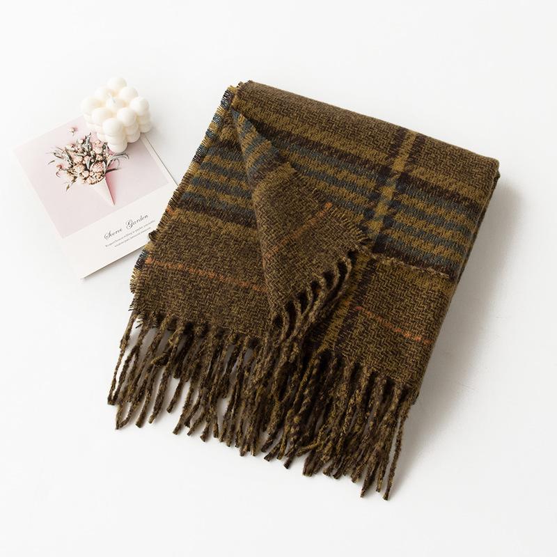 Autumn And Winter Square Plaid Scarf Women'S Versatile Elegant Casual Style Cold-Proof Shawl Fashionable Commuter Warm Neck Scarf
