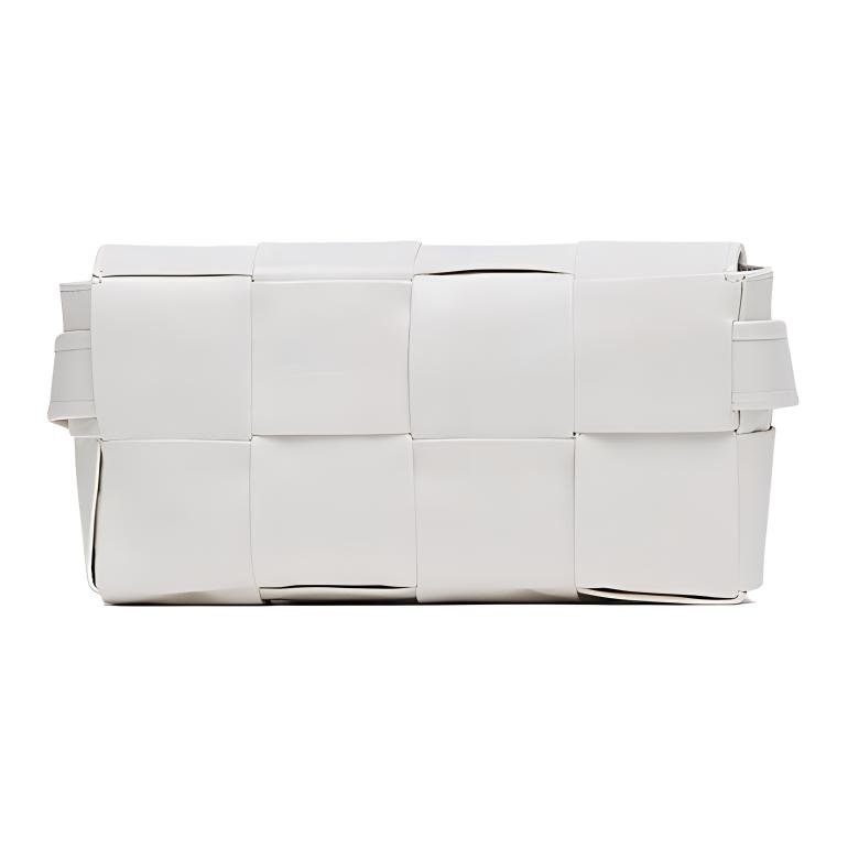 Bottega Veneta Cassette Belt Intreccio Woven Magnetic Closure Leather Waist Bag Mini Men Waist Bag White 651053VCQ729014