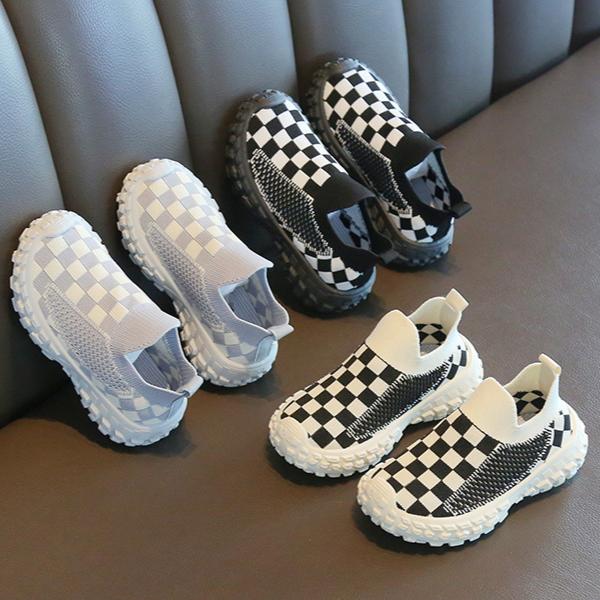 Children's Sports Shoes 2025 Spring and Autumn New Boys' Casual Shoes Breathable Mesh Shoes Soft soled Girls' Flyknit Shoes Baby Shoes