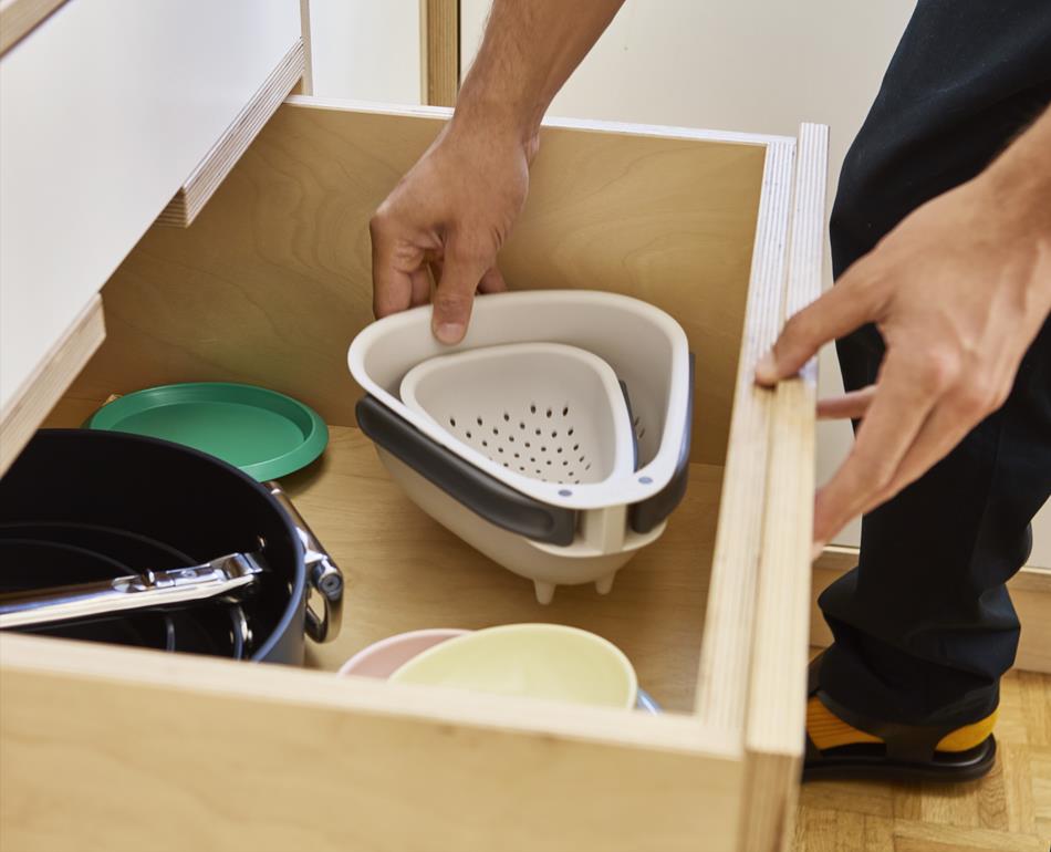 Joseph Joseph Colander Droplet Folding Handle Dishwasher Compact