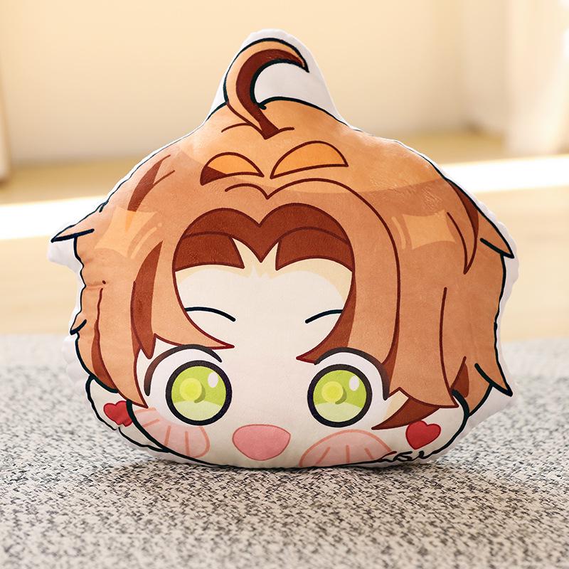 Подушка Сяо И и подвеска Ци Сыли: Плюшевые игрушки Чарли Су и Лу Чен