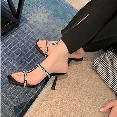 Интернет-знаменитости, крутые шлепанцы со стразами высокой стоимости, женские, весна-лето 2025, новая уличная обувь, шлепанцы на высоком каблуке