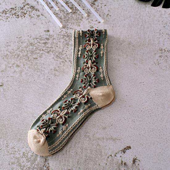 45422 Pairs Women Floral Cotton Socks Vintage Embroidered Patterned Crew Socks Ethnic Style Ankle Dress