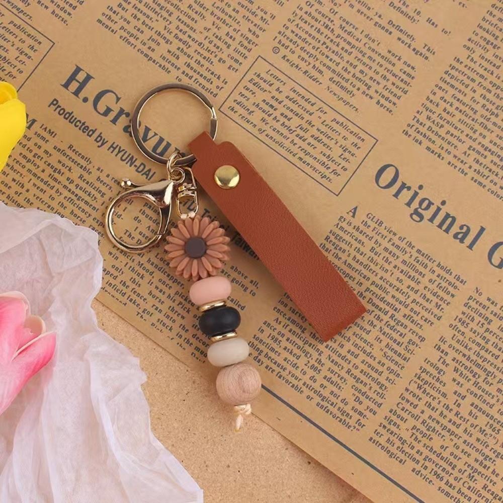 Colored Daisy Pendant Keychain Beads Bag Charms Ornaments New Mobile Phone Lanyard  Bag Decoration