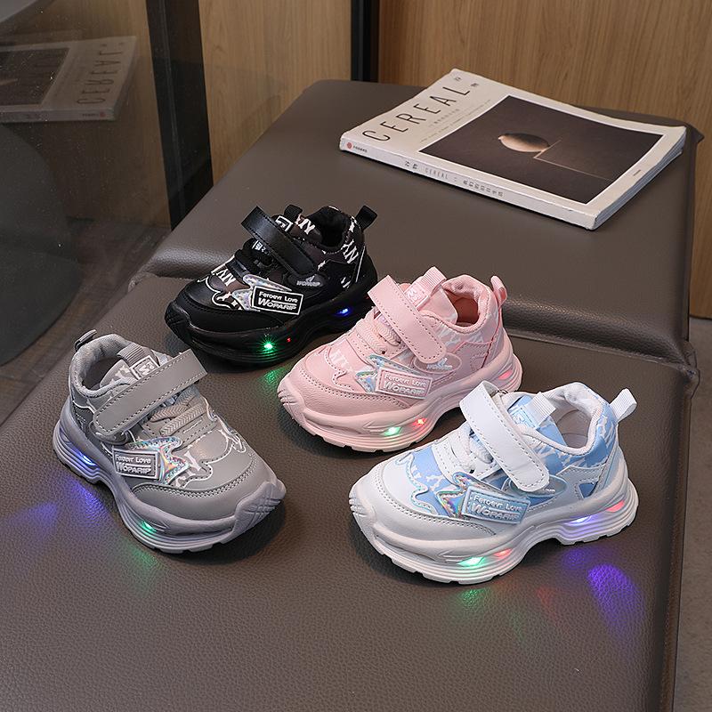 Модная детская обувь на мягкой подошве, повседневная обувь для мальчиков, нескользящая детская обувь, простая спортивная обувь для девочек, удобная для ребенка, светящаяся обувь