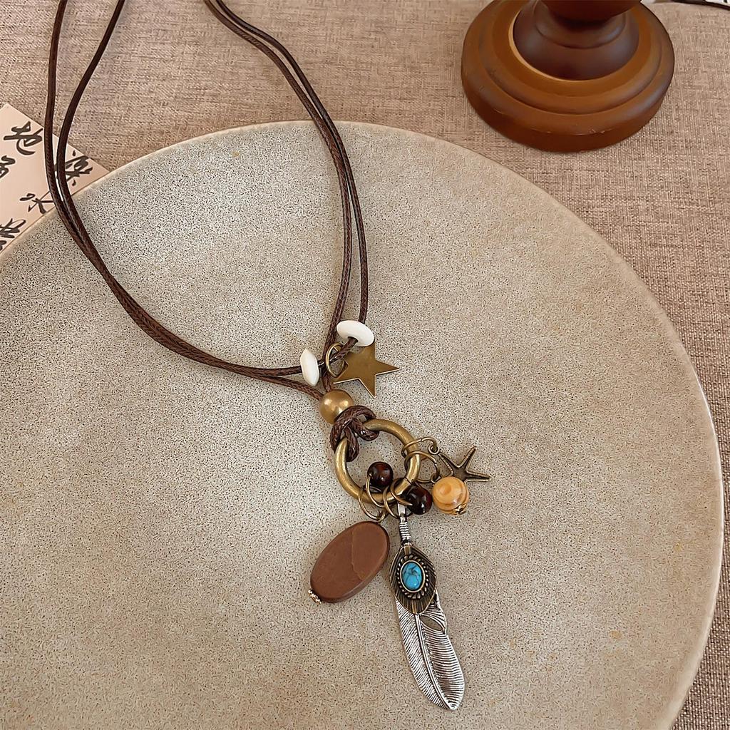 2025 Bohemian Ethnic Choker: Light Luxury Clavicle Necklace for Women