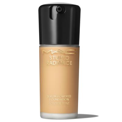 Тональная основа-сыворотка MAC Studio Radiance 30 мл, 1 шт., NC25