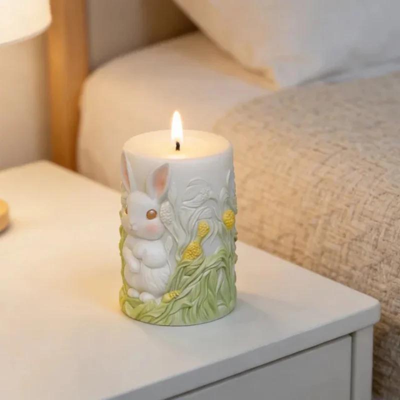 Top Quality Easter Candle Mold Relief Rabbit Candle Silicone Mold Rabbit Relief Crafts Molds Food Grade Cylinder Silicone Mold