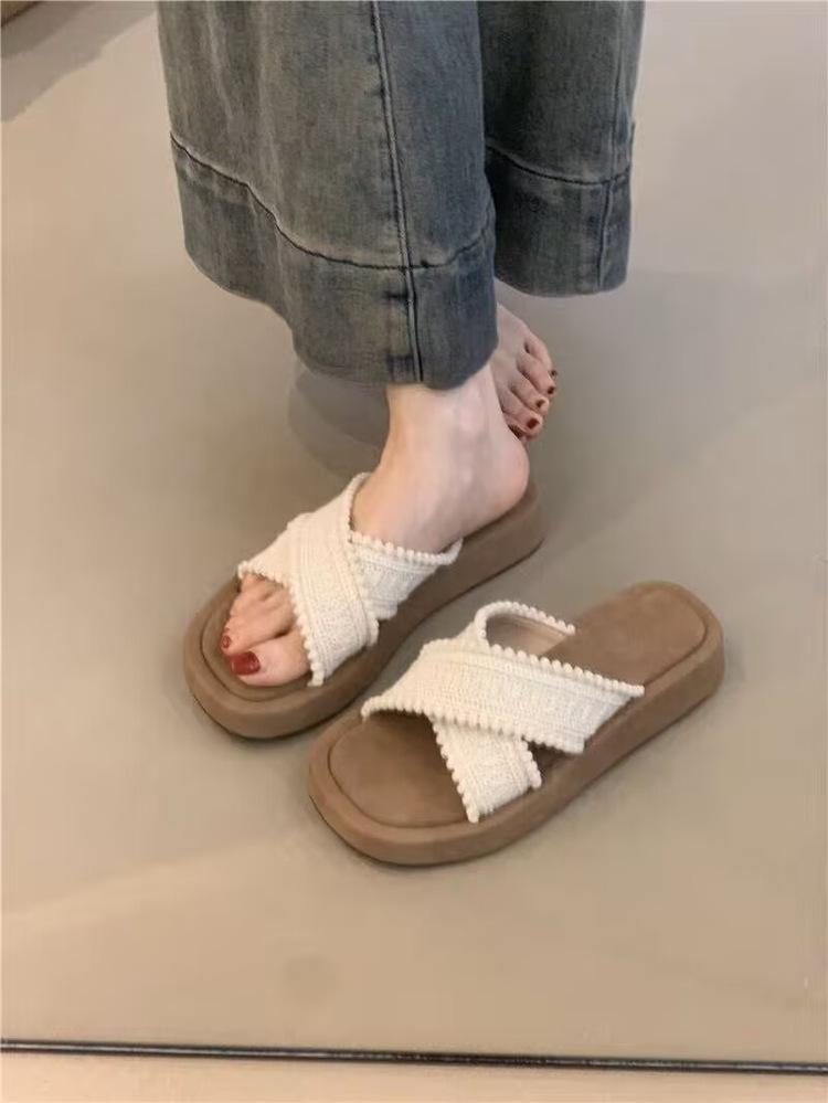 National Style Cool Slippers 2025 New Summer Retro Woven Cross Yellow Student Casual Flat-bottomed Roman Slippers