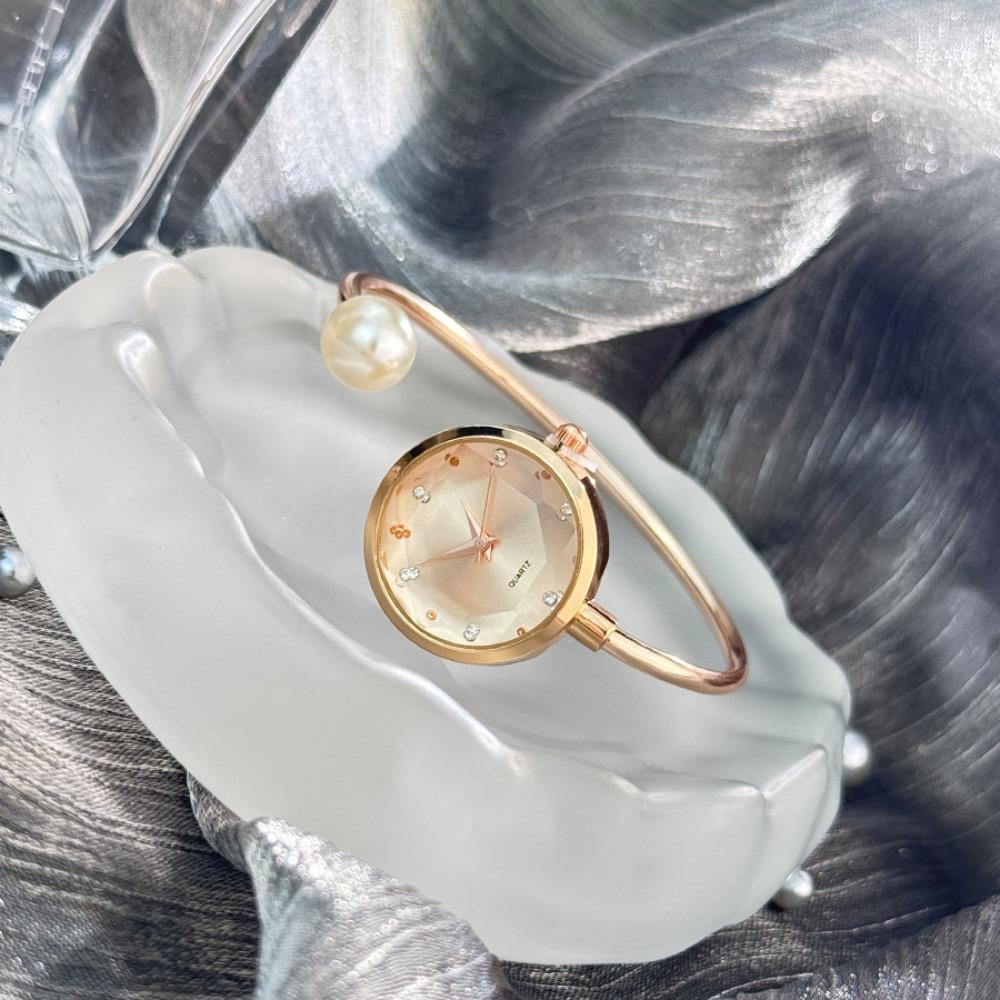 Elegant Alloy Ladies Quartz Wristwatch Rose Gold Rhinestone Bracelet Watch Imitation Pearl Vintage Small Dial Watch Women's