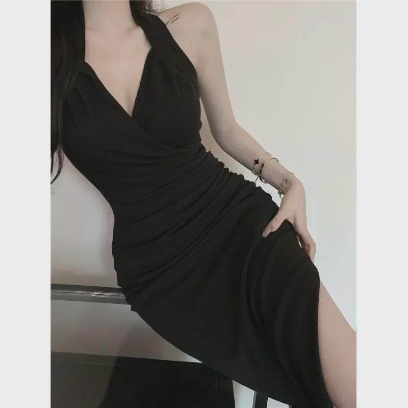 Платье Pure Desire во французском стиле с бретельками через шею: Летняя сексуальная длинная юбка с разрезом и изысканной элегантностью.