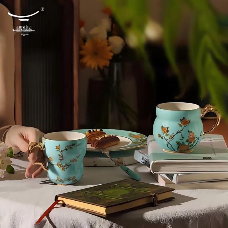 Набор из двух кружек Yong Feng Yuan Madame Porcelain Синий Западного Озера