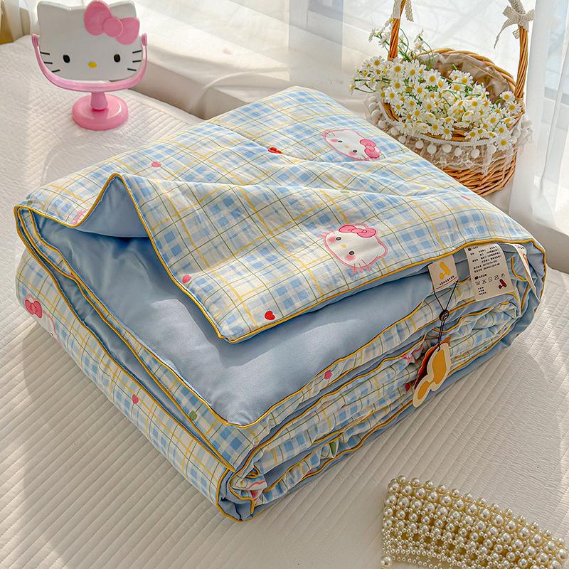 Washable Cotton Double Gauze Cartoon Summer Quilt for Mother and Baby - Soft, Fresh, and Thin Air Conditioning Blanket