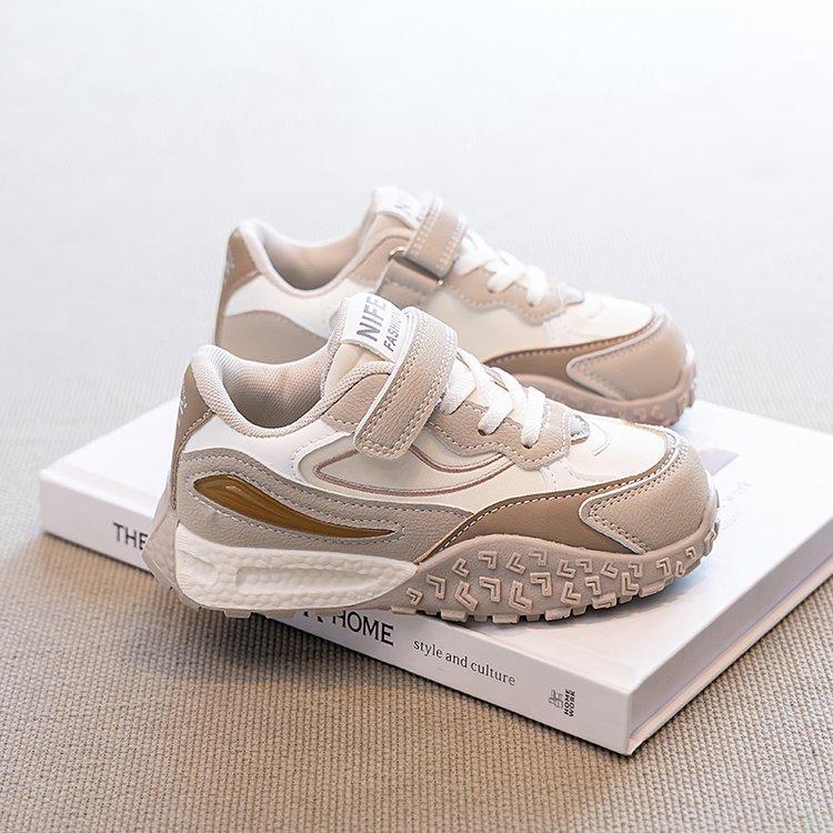 Girls' Sports Shoes 2025 Spring and Autumn New Children's Soft Baseplate Shoes Boys' Light Casual Shoes Medium and Older Children's Forrest Gump Shoes