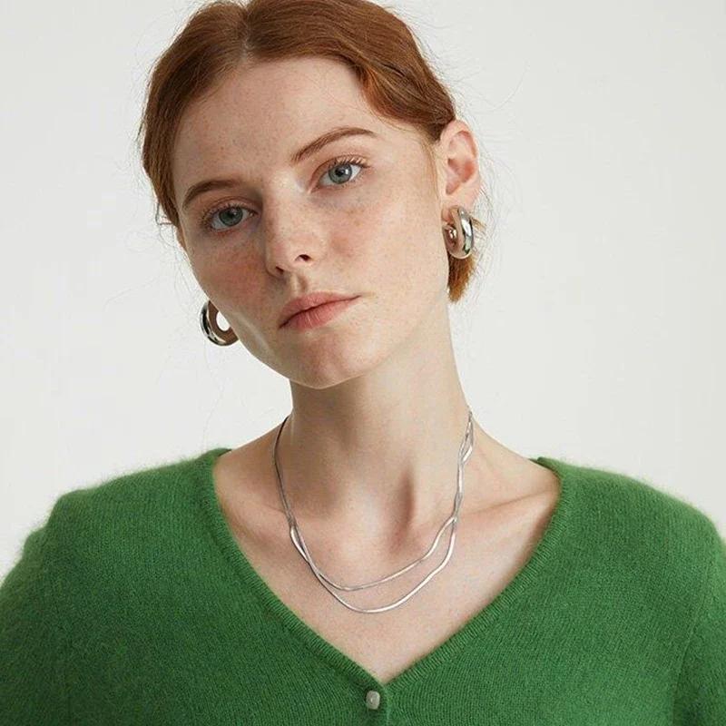 New Retro Stainless Steel Chunky C Shape Hoop Earrings Glossy Gold Plated PVD Circle Round Tube Huggie Hoops Stacked Ear Jewelry