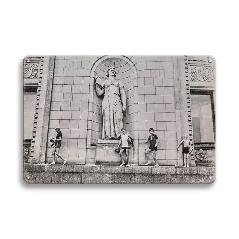 Beautiful City Landmarks Retro Posters Paris Dubai Building View Metal Tin Sign Living Room Bedroom Home Decorative Art Painting