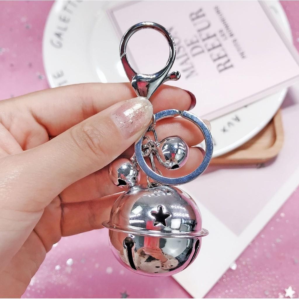 Трендовый металлический мультяшный брелок для автомобиля с милым колокольчиком, несколько вариантов цвета, подарок