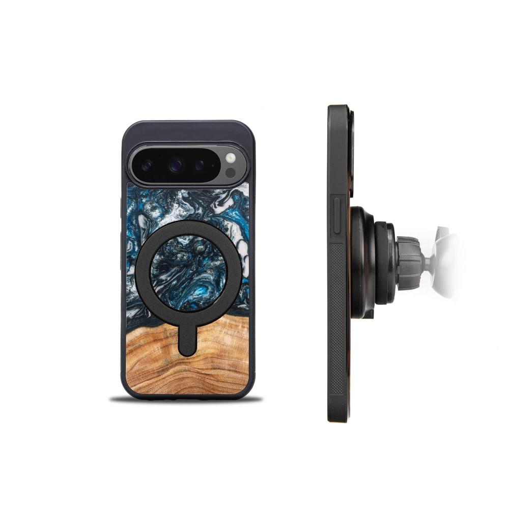 Bewood Unique Case for Google Pixel 9/9 Pro - Planets - Earth with MagSafe
