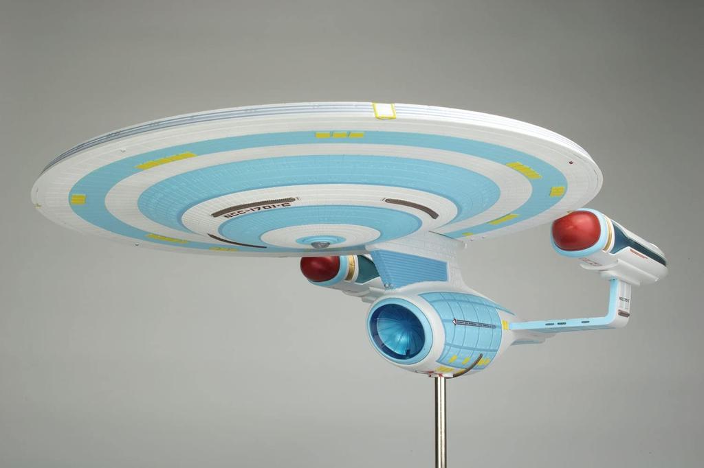 Platz AMT Star Trek Enterprise Scale Plastic Model AMT1332 U.S.S. NCC-1701-C 1/1400