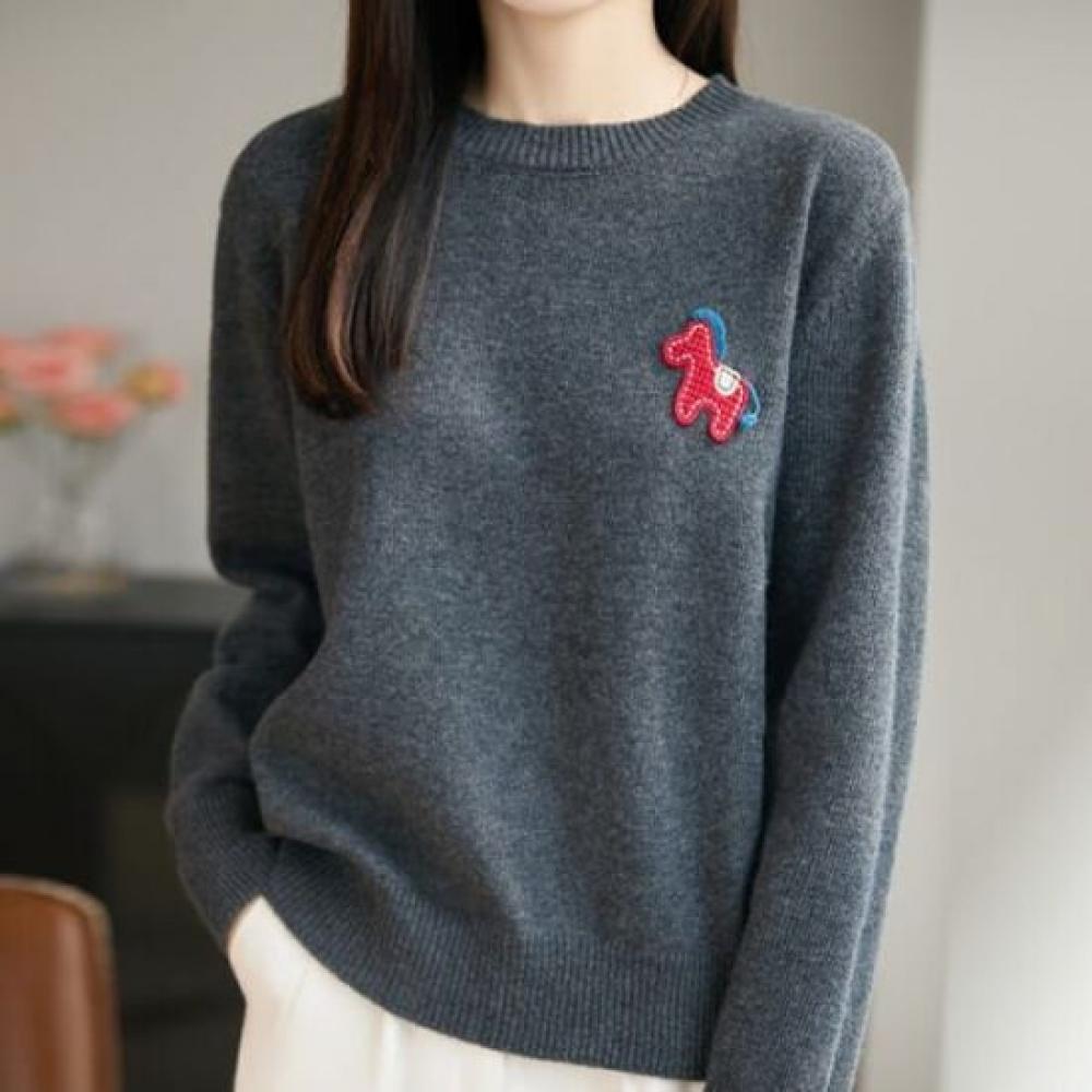 Navava Women Horse Embroidery PoinT Round Neck Long Sleeve KniT T Nk3556
