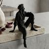 Минималистичный черный декор для полки, 3D-печатная фигурка Путешественника на отдыхе, Декор-скульптура, сидящая на краю, Уникальные офисные аксессуары для стола, Художественный настольный декор