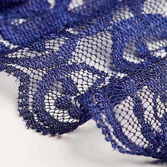 Nice-looking Panty Non-slip Flower Texture Soft