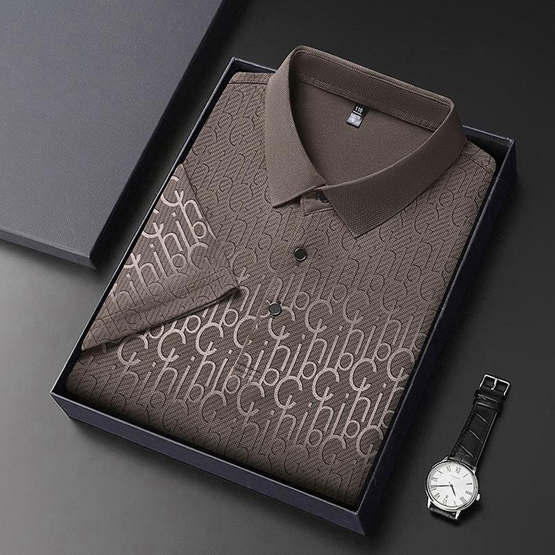 Мужская рубашка-поло с коротким рукавом и принтом в стиле business casual. Модная, дышащая, удобная и универсальная.