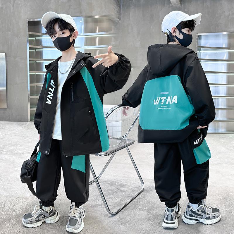 Костюмы для мальчиков на весну и осень, Детские весенние куртки с капюшоном, Крутые и красивые костюмы-двойки для больших детей, Модные и крутые