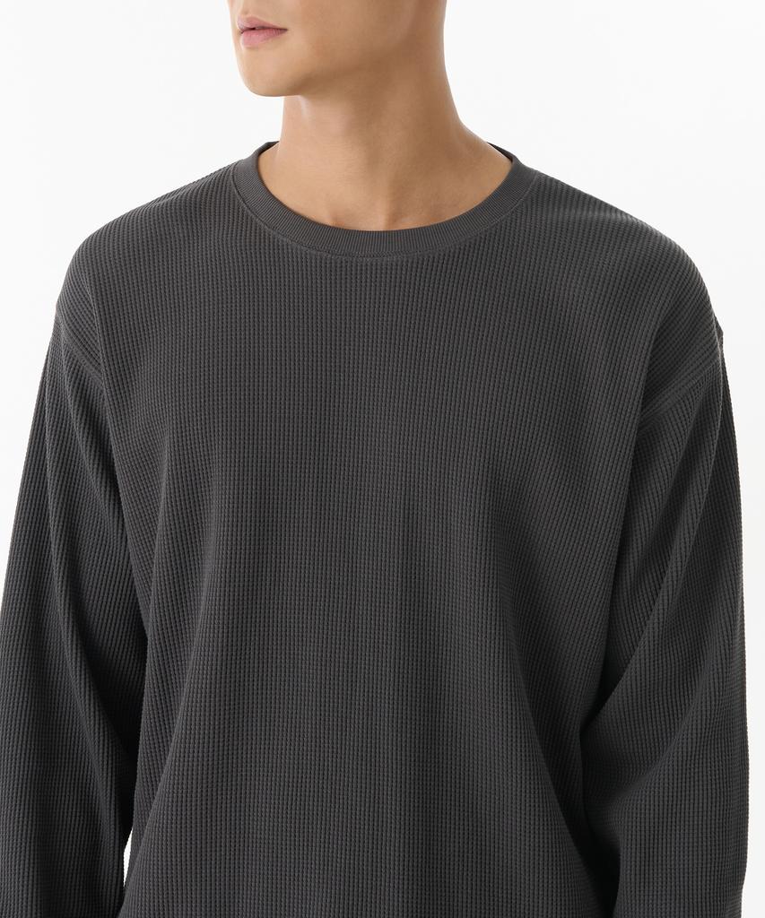 MUSINSA STANDARD Waffle Relaxed Crew Neck Long Sleeve T-Shirt [Dark Gray]