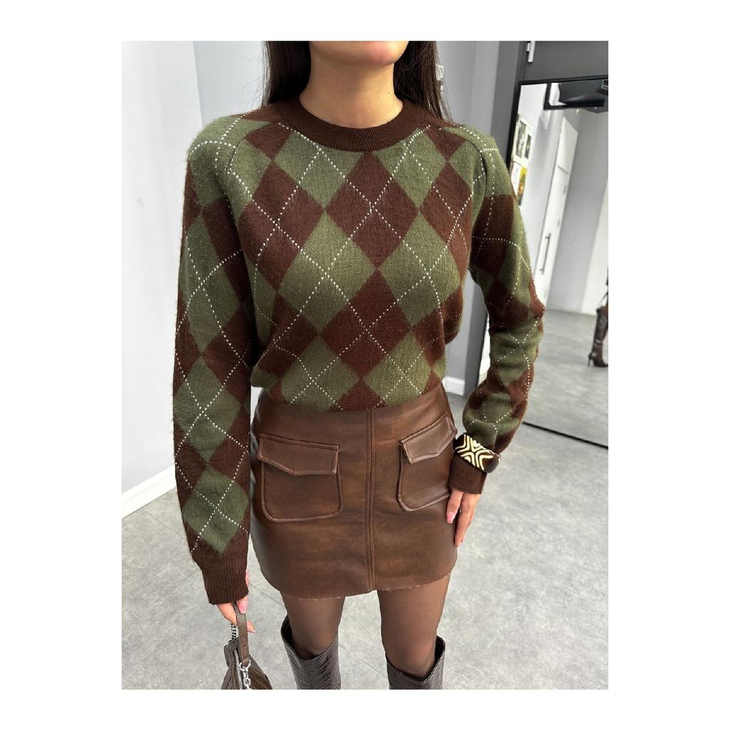 Square Pattern Sweater